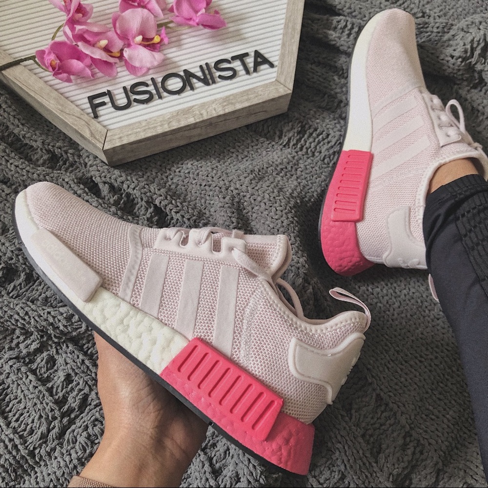 Sold‼️🍭 Rare Adidas NMD R1 POP of Pink 7Y/8.5W - Picture 1 of 8